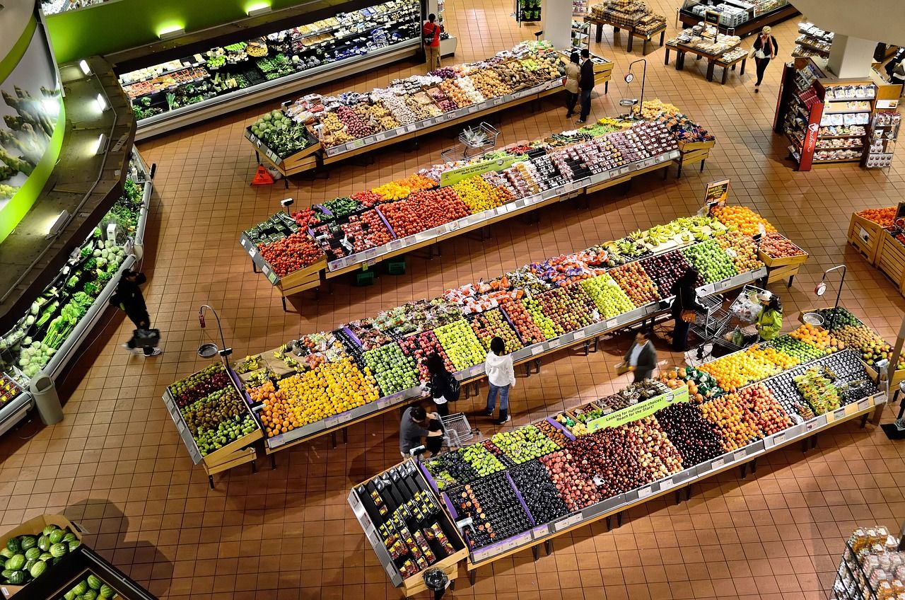 Dlaczego sklepy powinny być zaopatrywane w świeże warzywa i owoce?